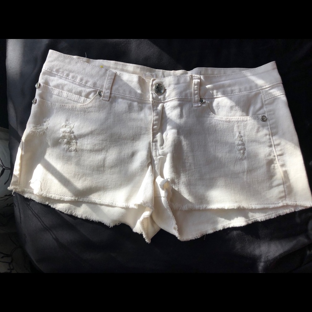 Cute white jean shorts